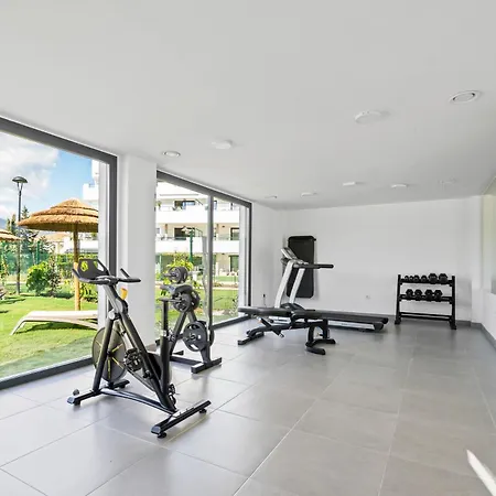 Perfect For Families & Remote Workers - Selwo, Apartment