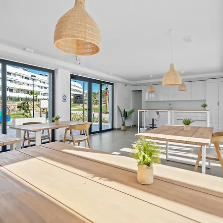 Apartment Perfect For Families & Remote Workers - Selwo, Estepona
