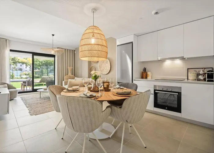 Perfect For Families & Remote Workers - Selwo, Apartamento Estepona